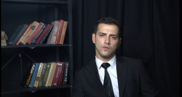 Jurnalist David İsa